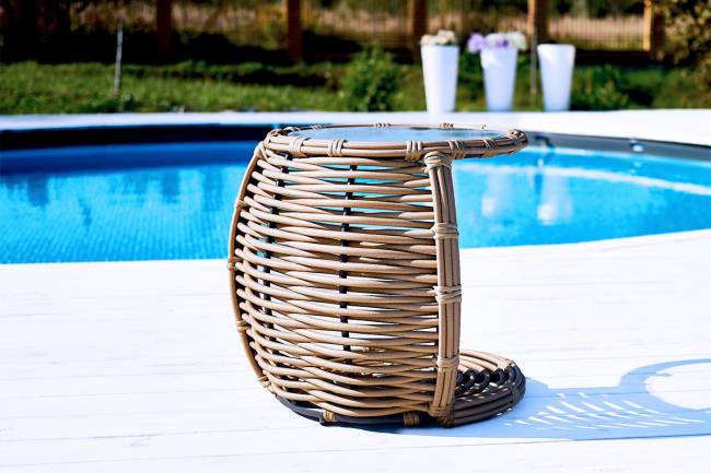 MOKKA MAJORCA боковой столик, цвет соломенный MOKKA MAJORCA боковой столик, цвет соломенный