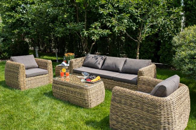 "Кальяри" журнальный столик из искусственного ротанга (гиацинт), цвет соломенный