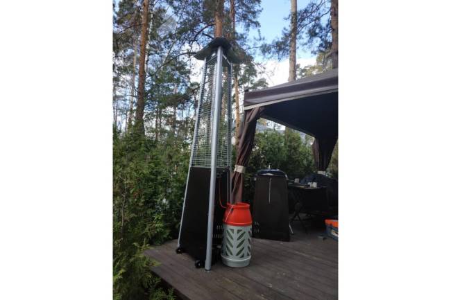 Инфракрасный газовый обогреватель Ställeh Pyramid X3 Black Инфракрасный газовый обогреватель Ställeh Pyramid X3 Black