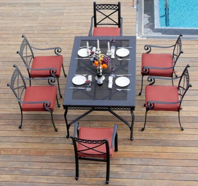 Комплект мебели из литого алюминия