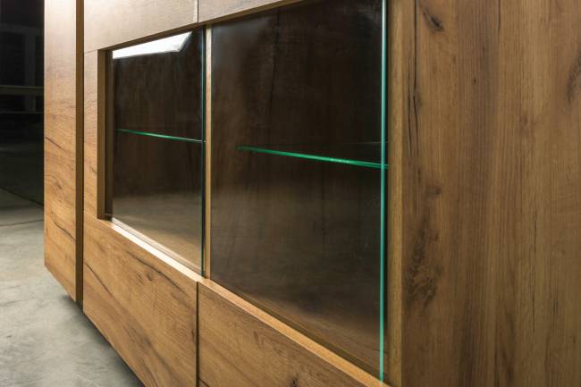 Шкаф-витрина с подсветкой Арчи 03.263 цвет дуб крафт золотой/камень тёмный Шкаф-витрина с подсветкой Арчи 03.263 цвет дуб крафт золотой/камень тёмный